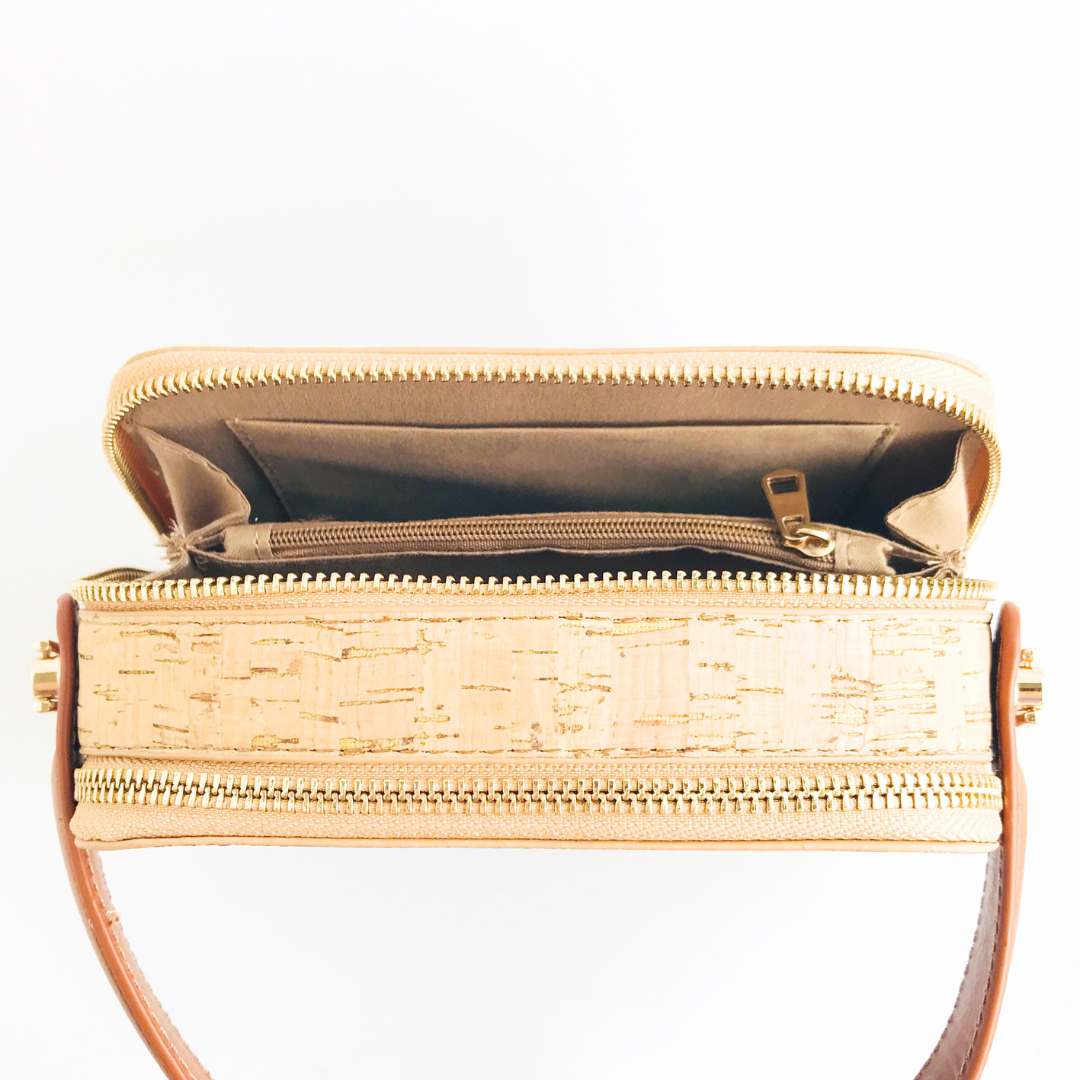 Cartera de corcho y eco cuero vegano con interior forrado múltiples cierres y compartimientos amplio espacio