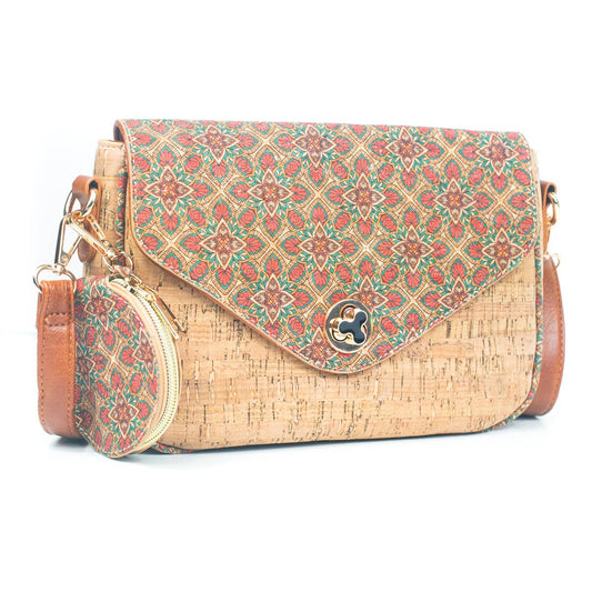 Cartera bandolera de corcho cuero vegano y eco cuero. Incluye monedero de corcho del mismo diseño flores de diamante rojo y verde. Cierres y otros detalles son dorados
