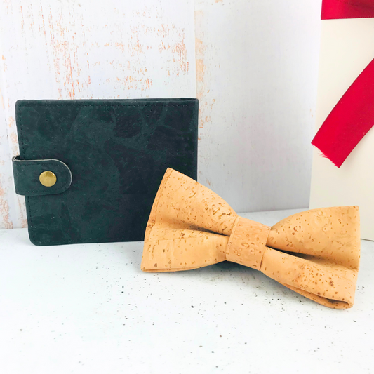 Set de regalo para Hombre billetera +  corbatín de corcho portugués cuero vegano y sustentable
